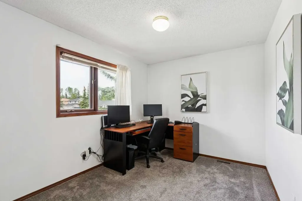8971 Scurfield Drive NW Calgary AB T3L1K6