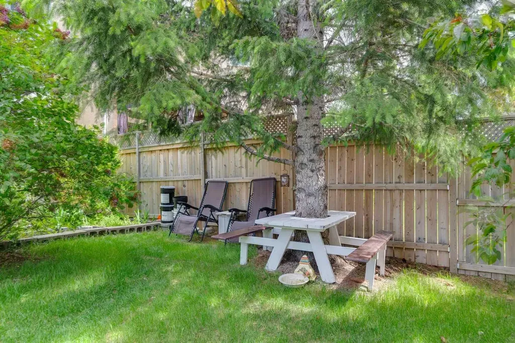 8971 Scurfield Drive NW Calgary AB T3L1K6