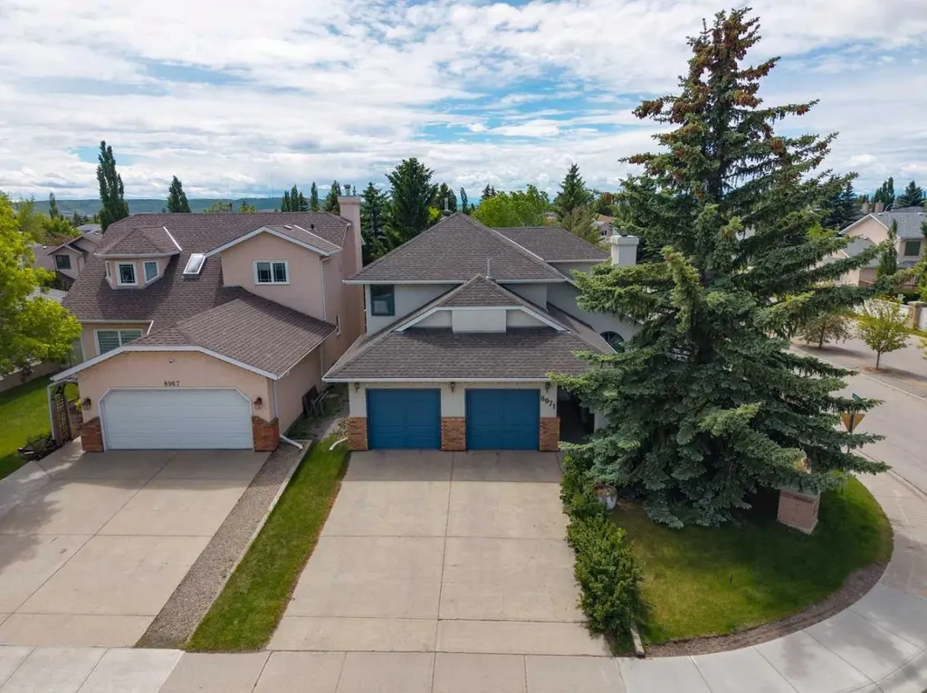 8971 Scurfield Drive NW Calgary AB T3L1K6