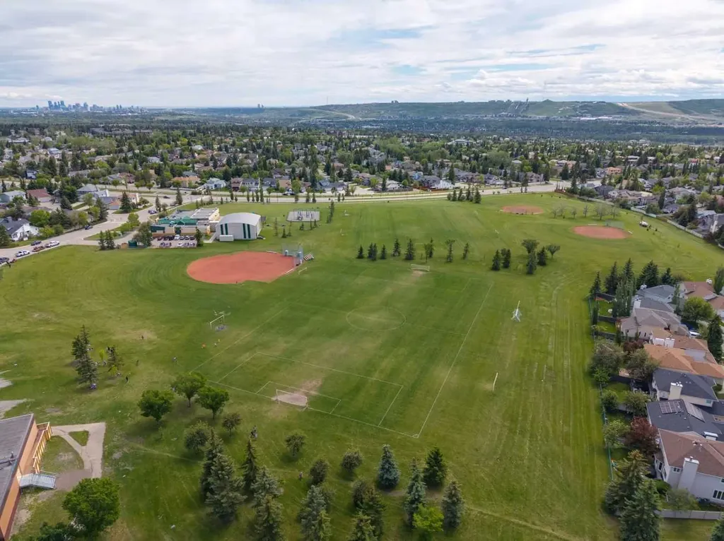 8971 Scurfield Drive NW Calgary AB T3L1K6