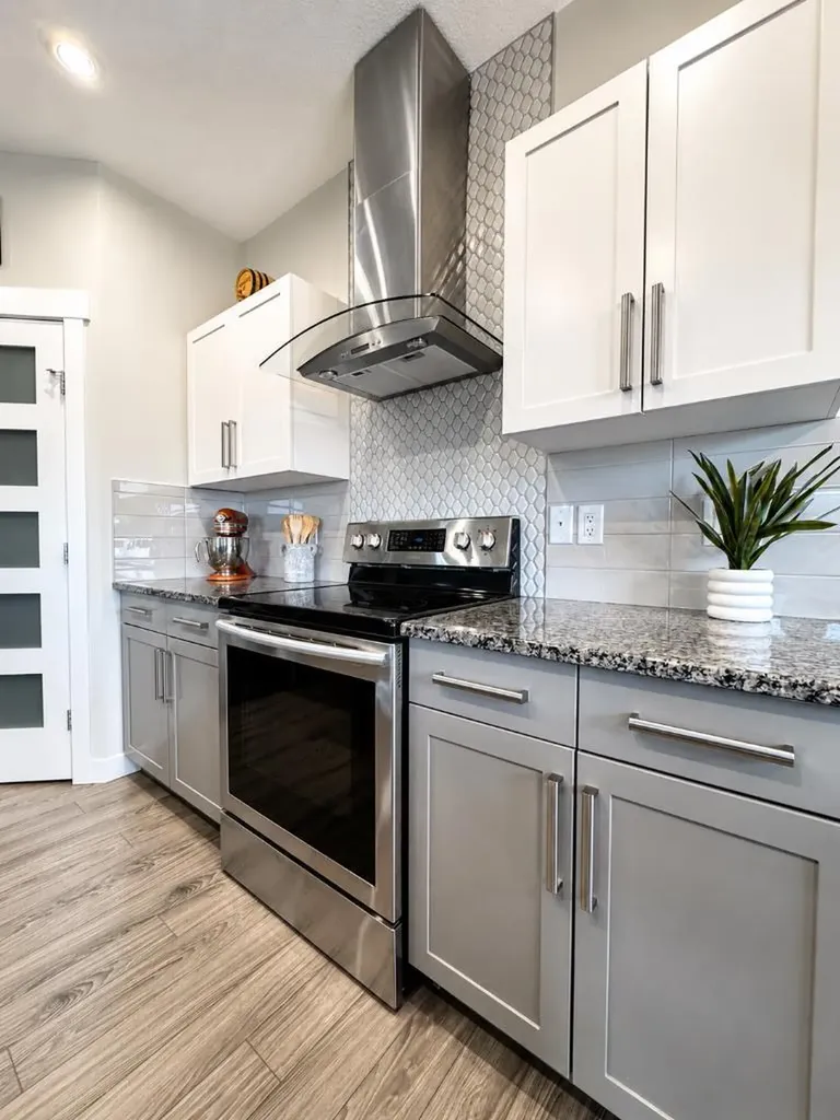 9714 89 Street Grande Prairie AB T8X 0R3
