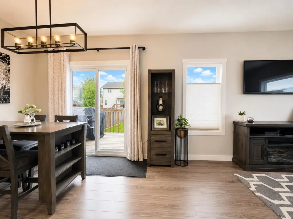 9714 89 Street Grande Prairie AB T8X 0R3