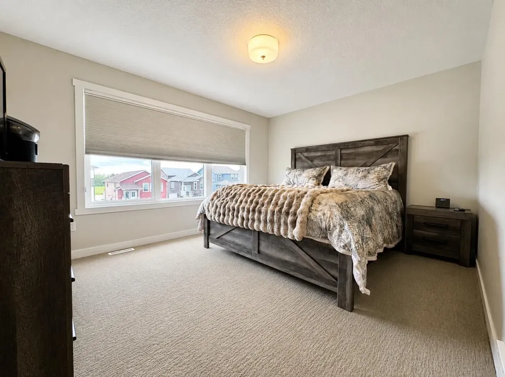9714 89 Street Grande Prairie AB T8X 0R3