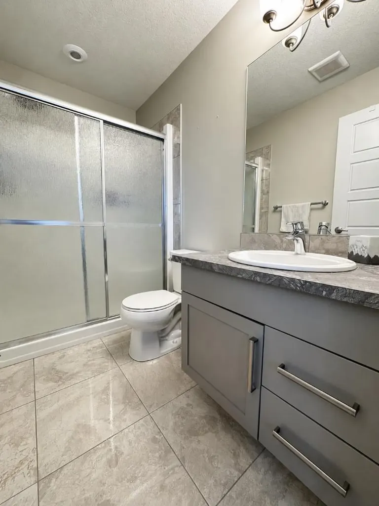 9714 89 Street Grande Prairie AB T8X 0R3