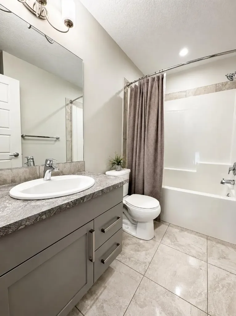 9714 89 Street Grande Prairie AB T8X 0R3