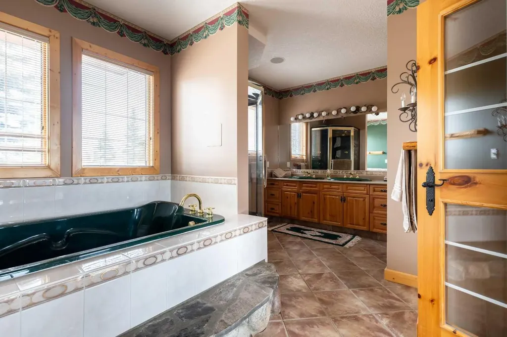 3230 Thelma Road Rural Cypress County AB T0J 1V0