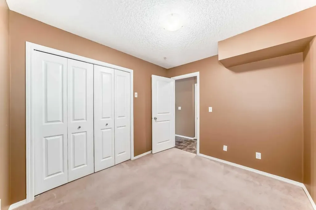 1317 27 Street SE Calgary AB T2A 0G3
