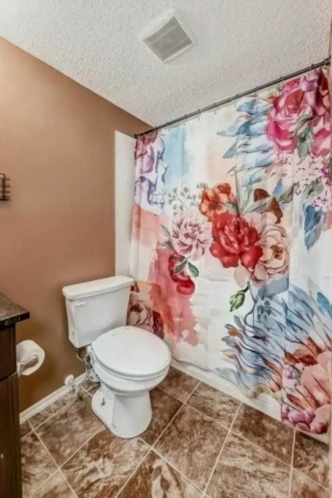 1317 27 Street SE Calgary AB T2A 0G3
