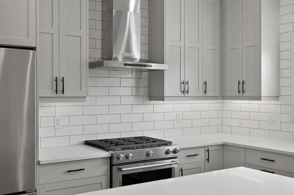 374 Wolf Creek Manor SE Calgary AB T2X 4V5