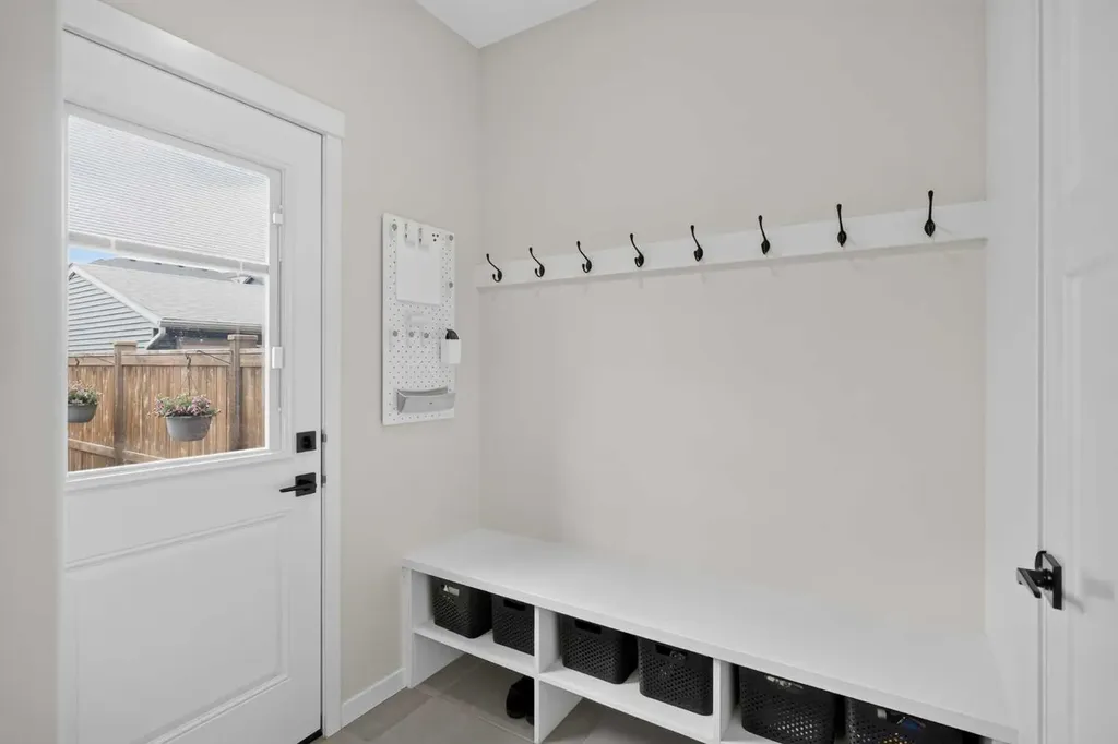 374 Wolf Creek Manor SE Calgary AB T2X 4V5