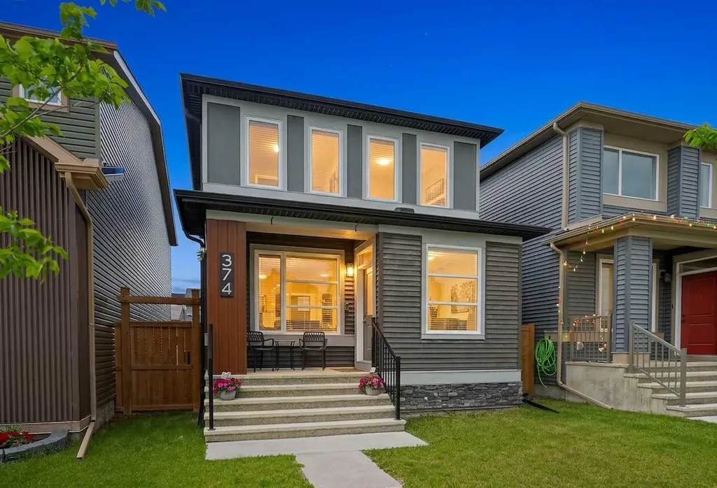 374 Wolf Creek Manor SE Calgary AB T2X 4V5