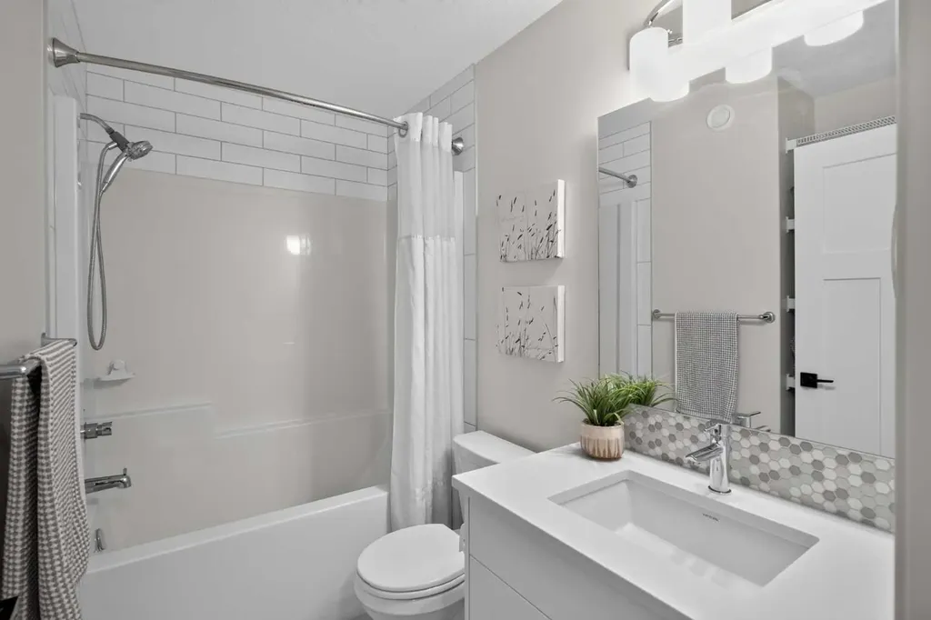 374 Wolf Creek Manor SE Calgary AB T2X 4V5