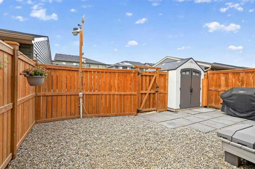 374 Wolf Creek Manor SE Calgary AB T2X 4V5