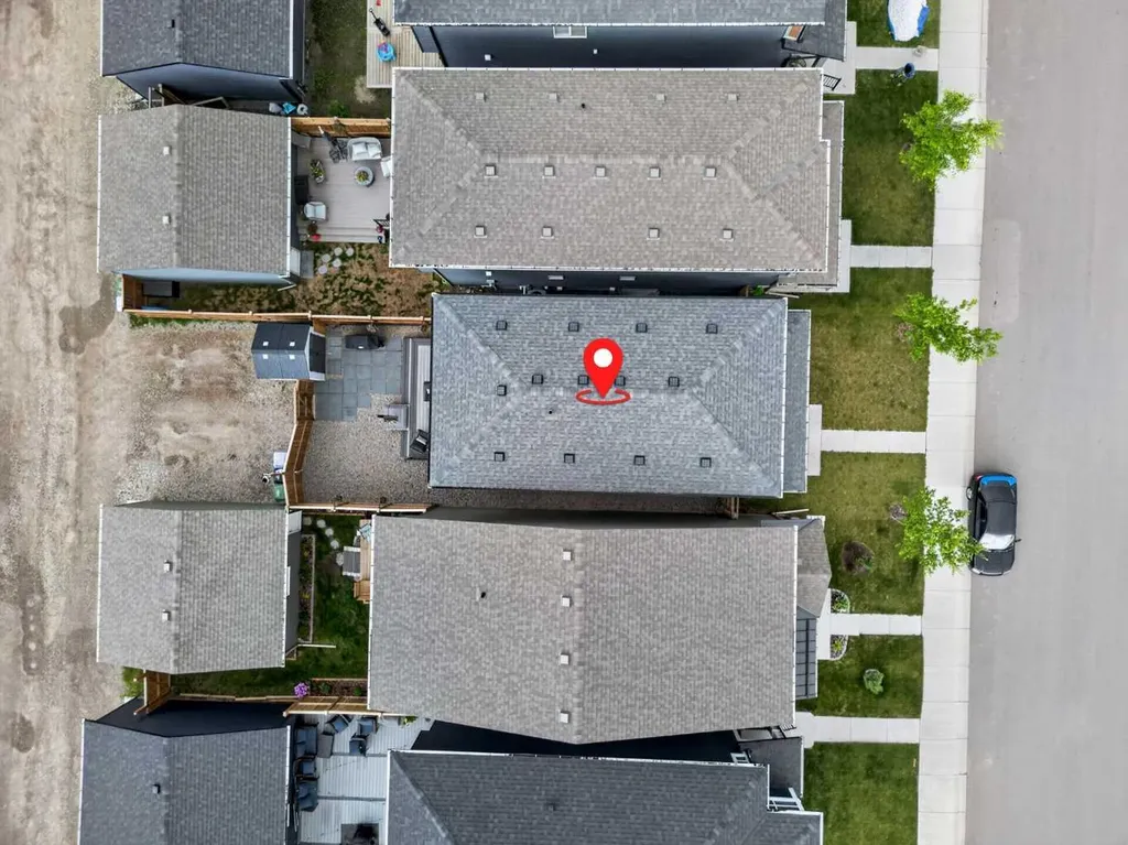374 Wolf Creek Manor SE Calgary AB T2X 4V5