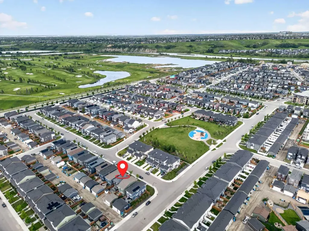 374 Wolf Creek Manor SE Calgary AB T2X 4V5