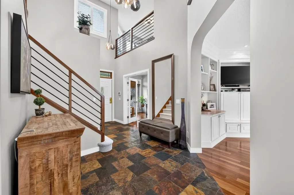 15 Douglas Glen Heights SE Calgary AB T2Z 3T4