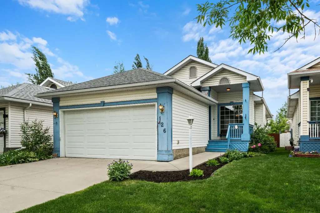 126 Douglas Glen Close SE Calgary AB T2Z 3G1