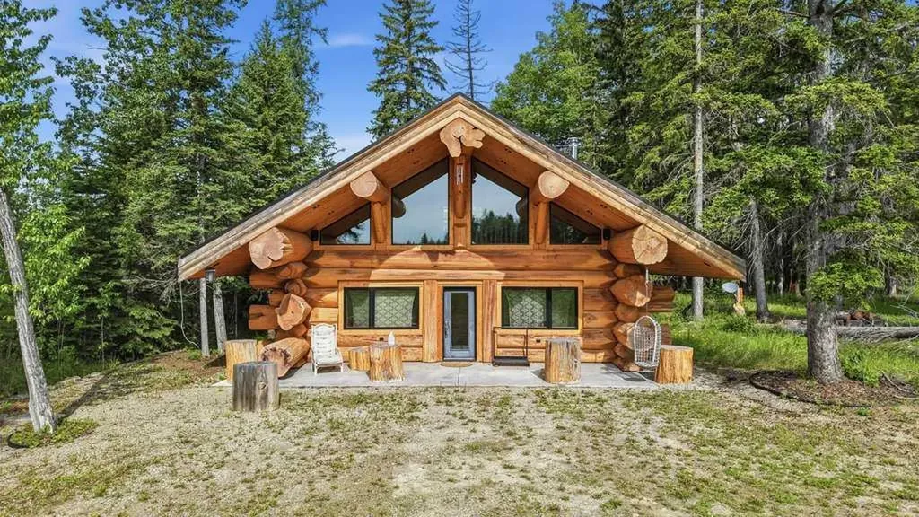 63059A Township Road 382 Rural Clearwater County AB T0M 0C0