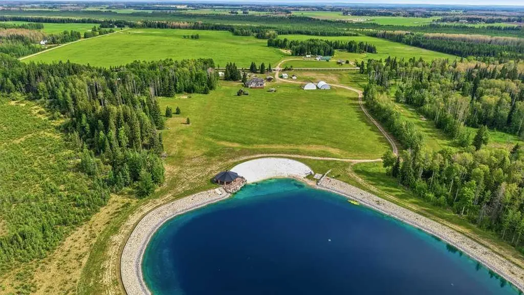 63059A Township Road 382 Rural Clearwater County AB T0M 0C0