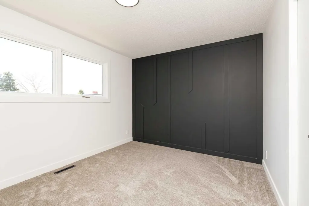 3618 Forestry Avenue S Lethbridge AB T1K 3L4