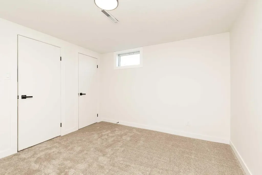 3618 Forestry Avenue S Lethbridge AB T1K 3L4
