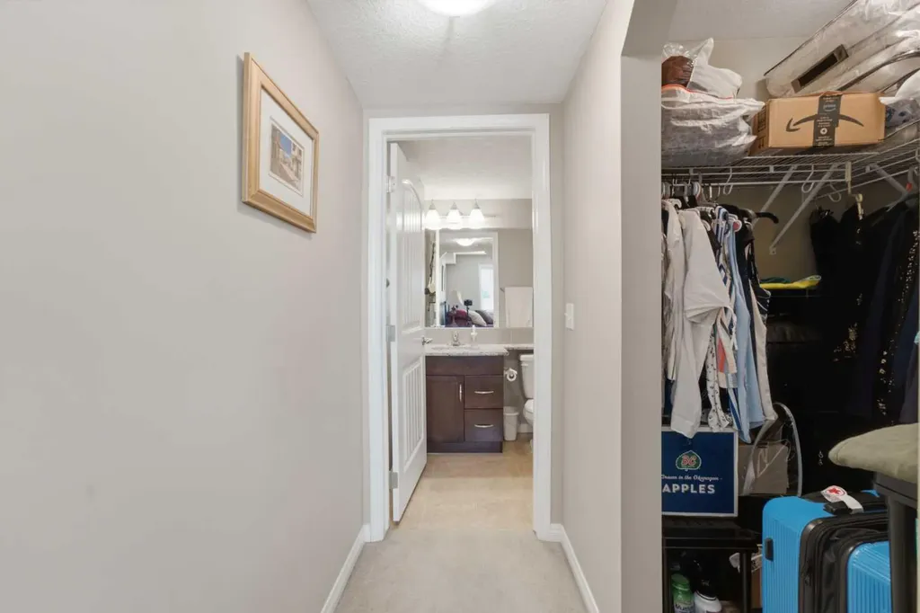 10 Country Village Park NE Calgary AB T3K0W5