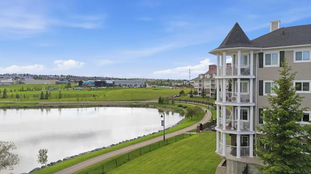 10 Country Village Park NE Calgary AB T3K0W5