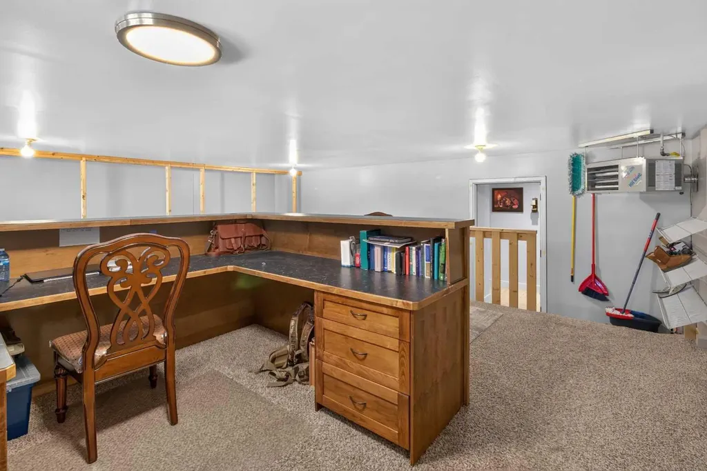 556 Sixmile Crescent S Lethbridge AB T1K5X2