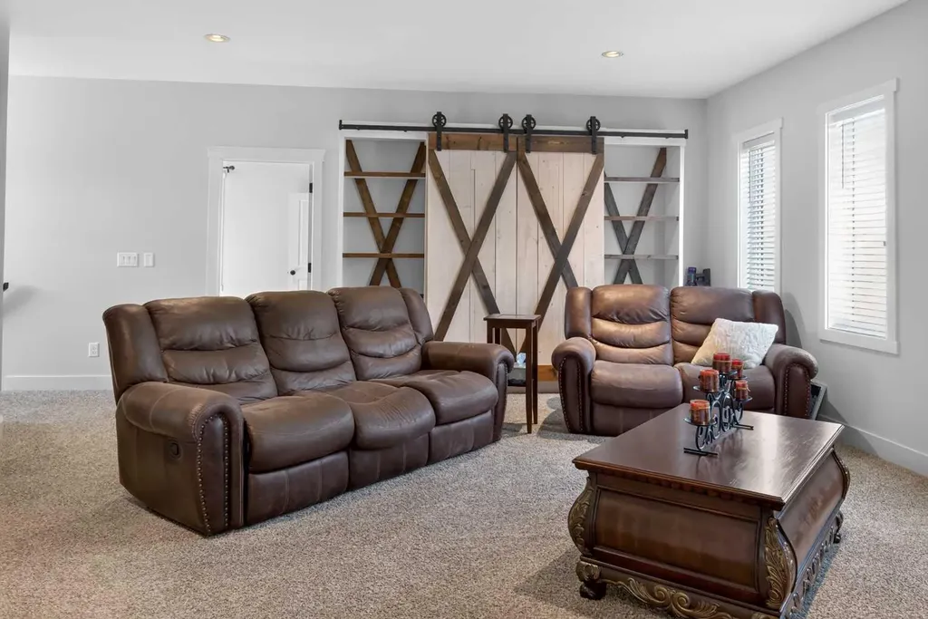 556 Sixmile Crescent S Lethbridge AB T1K5X2