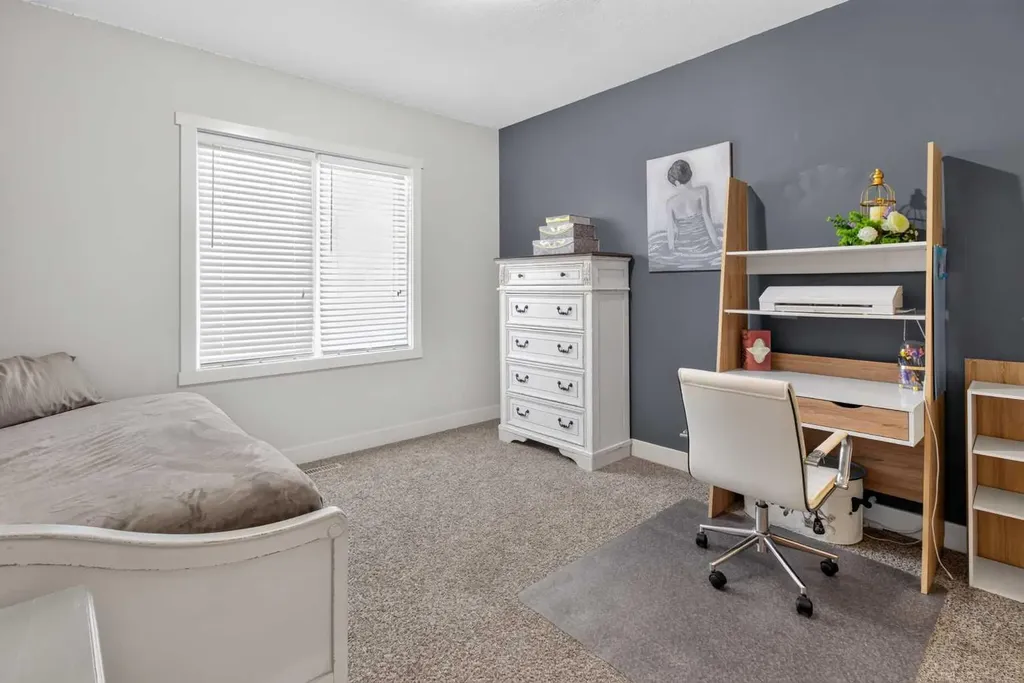 556 Sixmile Crescent S Lethbridge AB T1K5X2