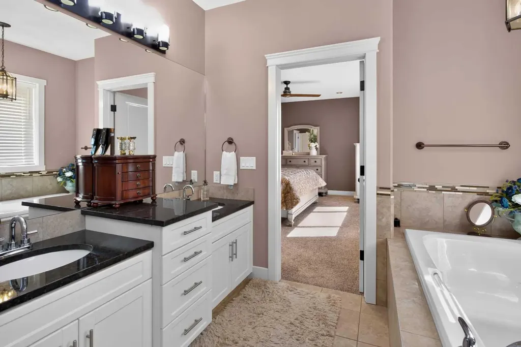556 Sixmile Crescent S Lethbridge AB T1K5X2