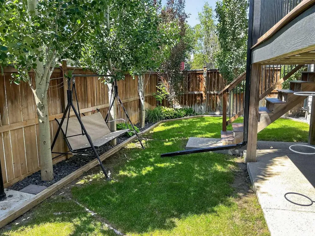 556 Sixmile Crescent S Lethbridge AB T1K5X2