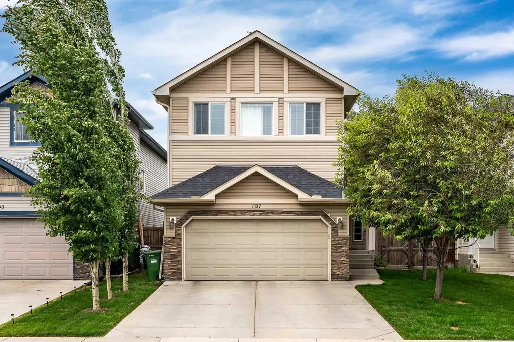 107 Everwoods Park SW Calgary AB T2Y 0G3