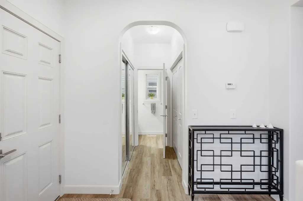 107 Everwoods Park SW Calgary AB T2Y 0G3