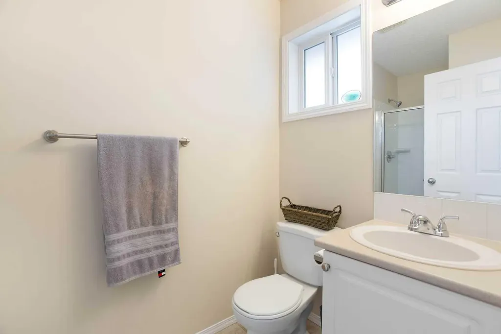 79 Citadel Point NW Calgary AB T3G2L5