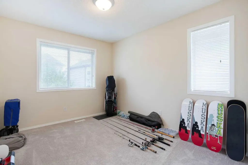 79 Citadel Point NW Calgary AB T3G2L5