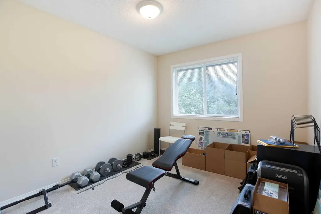 79 Citadel Point NW Calgary AB T3G2L5