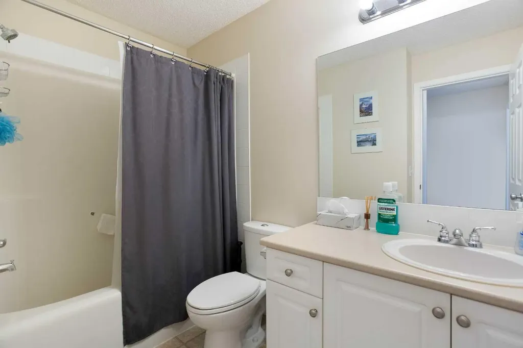 79 Citadel Point NW Calgary AB T3G2L5