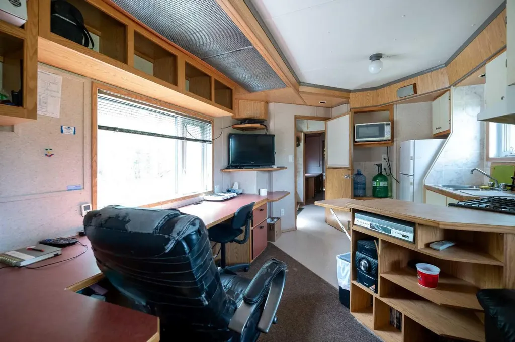 671059 Highway 813 Rural Athabasca County AB T9S 2A5