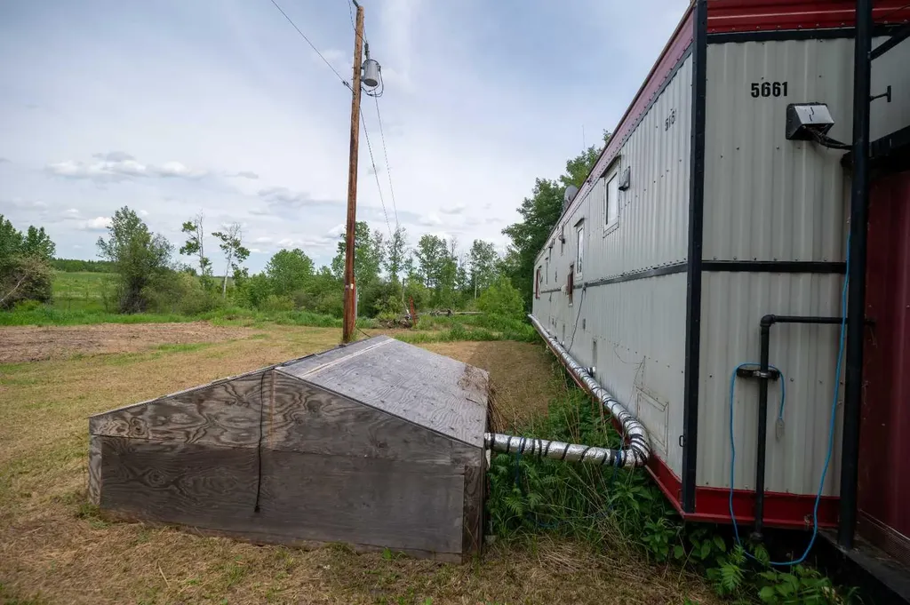 671059 Highway 813 Rural Athabasca County AB T9S 2A5