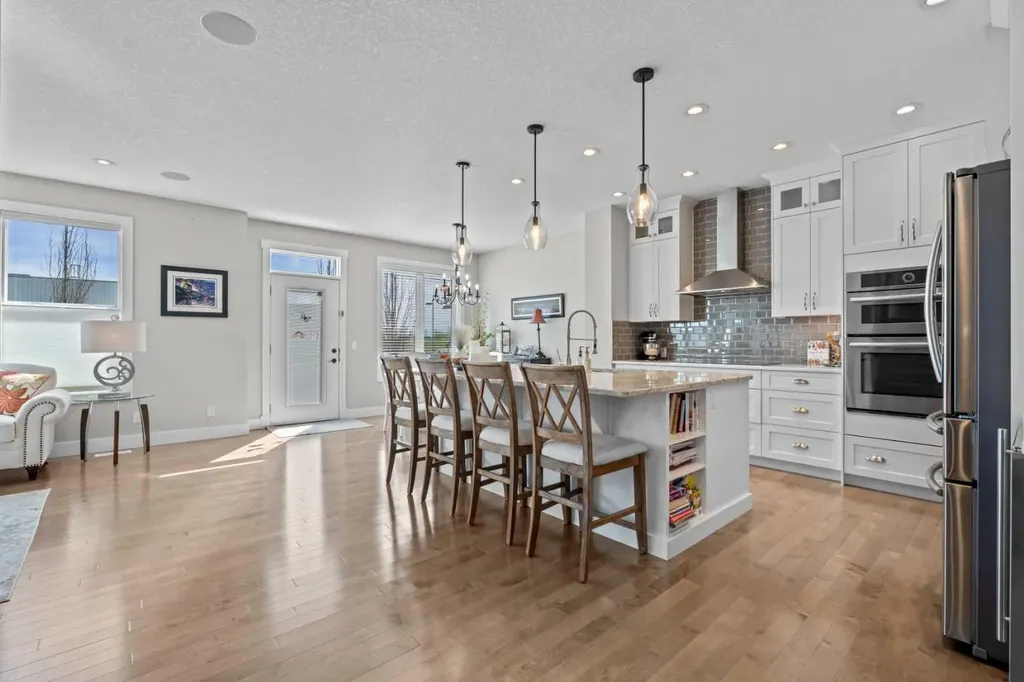 237 Kinniburgh Way Chestermere AB T1X 0R9