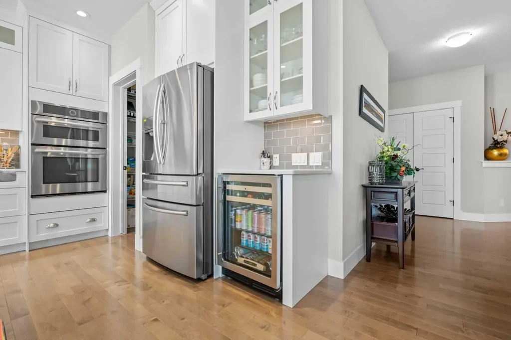 237 Kinniburgh Way Chestermere AB T1X 0R9