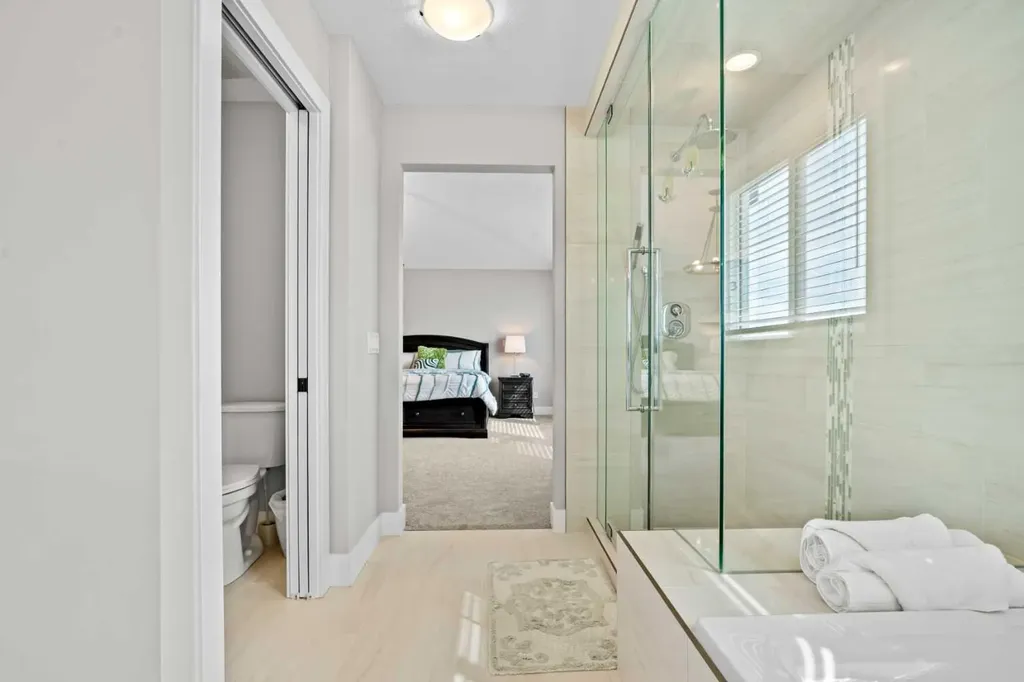 237 Kinniburgh Way Chestermere AB T1X 0R9