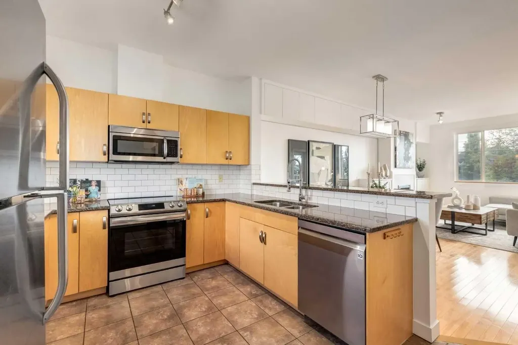 281 Cougar Ridge Drive SW Calgary AB T3H 0J3