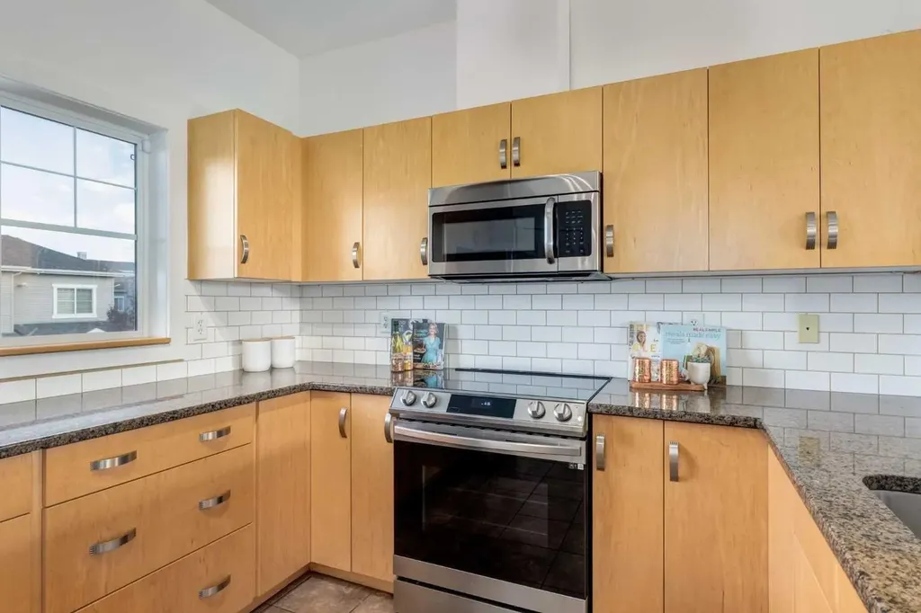 281 Cougar Ridge Drive SW Calgary AB T3H 0J3