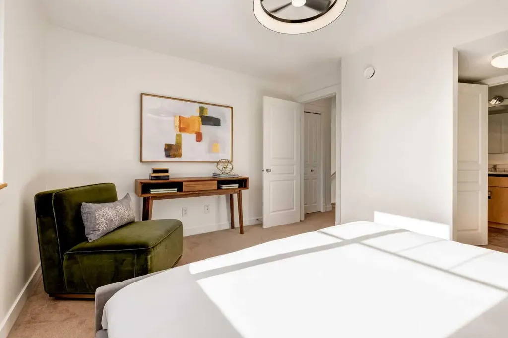 281 Cougar Ridge Drive SW Calgary AB T3H 0J3