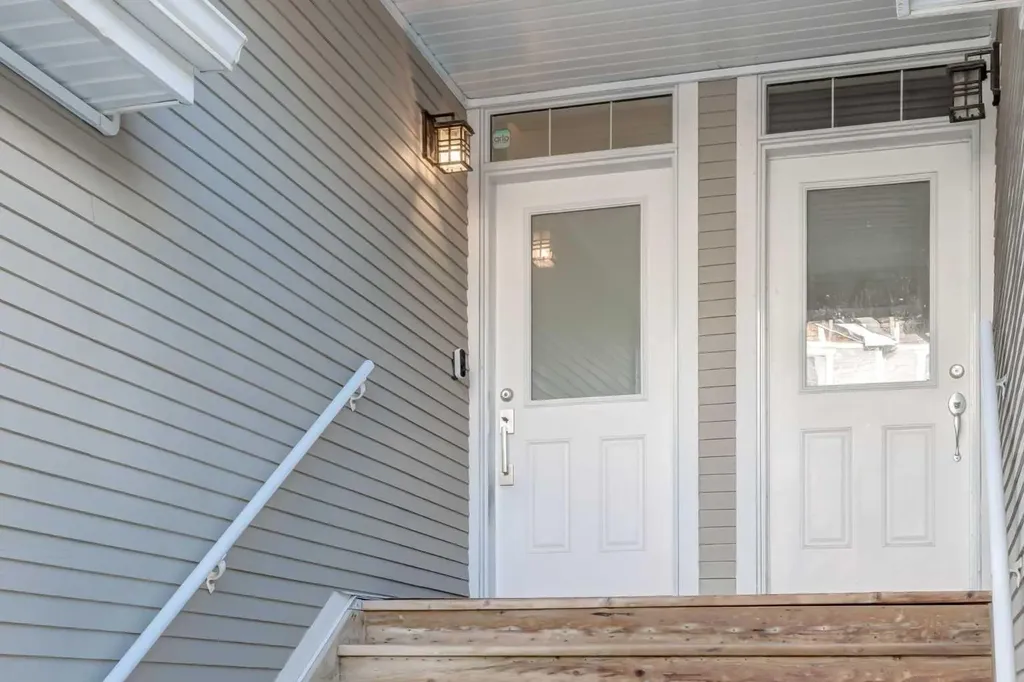 281 Cougar Ridge Drive SW Calgary AB T3H 0J3
