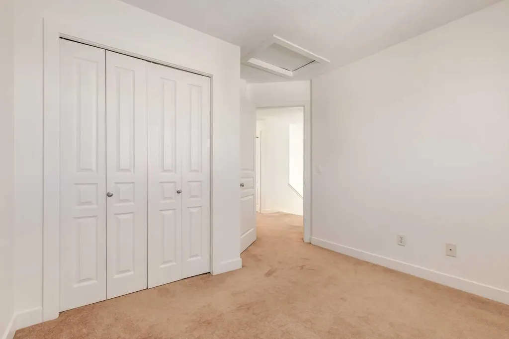 281 Cougar Ridge Drive SW Calgary AB T3H 0J3