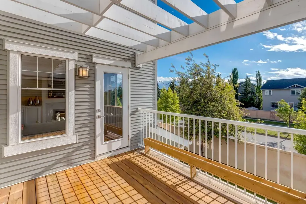 281 Cougar Ridge Drive SW Calgary AB T3H 0J3