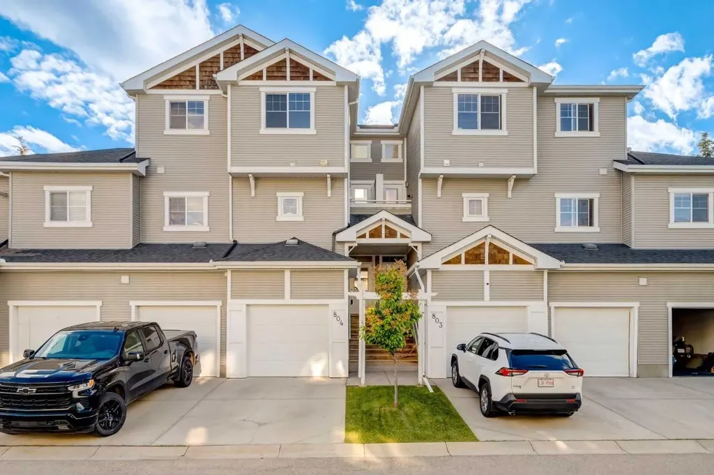 281 Cougar Ridge Drive SW Calgary AB T3H 0J3